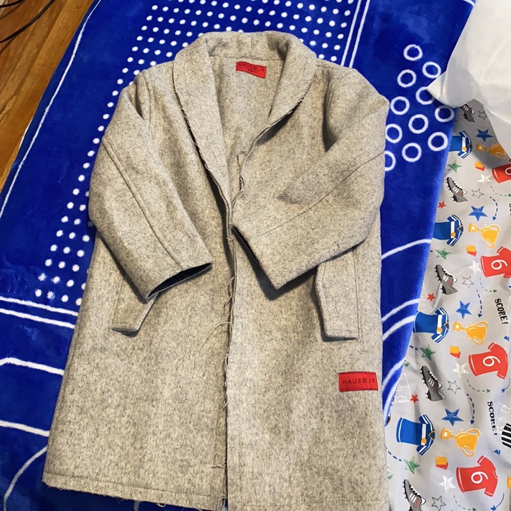 Gray wool coat - Picture 3 of 4